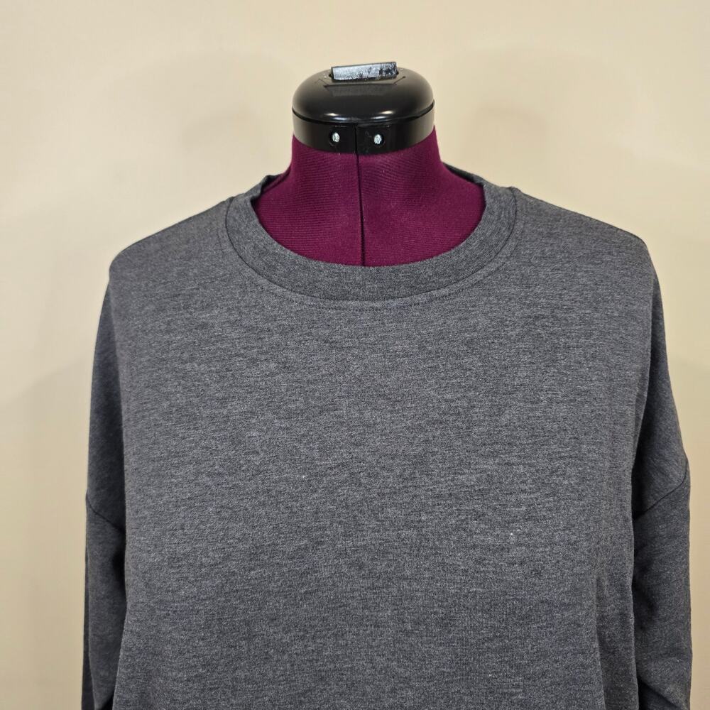 NEW NWT Women's Thread & Supply Gray Oversized Comfy Sweatshirt | Size Small - Picture 4 of 10